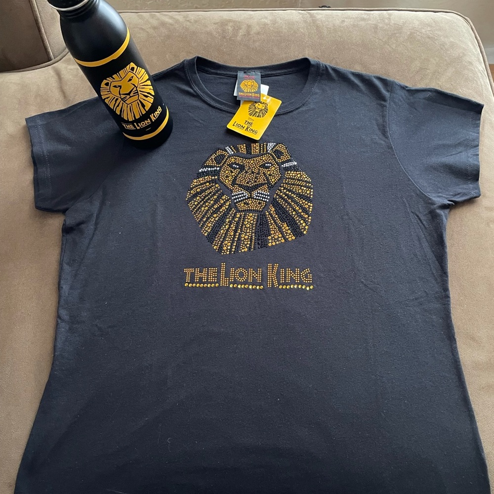 The lion king woman shirt new